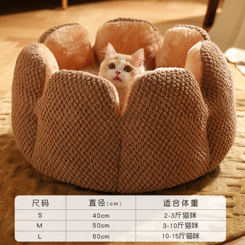 Cactus Petal Pet Bed - Winter Warm Soft Cat Bed & Dog Mat with Petal-Shaped Edge, Green Cushioned Center, Easy-Clean Polyester Pad for Indoor Cats - Cozy Cold Weather Bedding, Stylish Pet Nest, Plush Cushioning, Home Pets